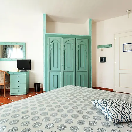 Stefania Boutique By The Olbia