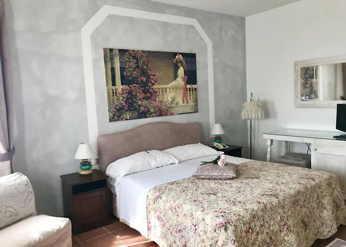 Stefania Boutique By The Olbia