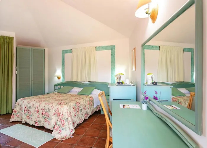 Hotel Stefania Boutique By The 4*