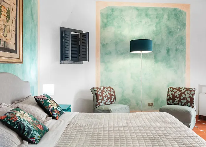 Stefania Boutique By The Hotel