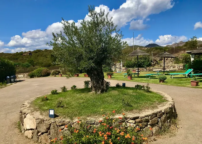 Stefania Boutique By The 4*