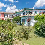 Stefania Boutique By The 4* Olbia