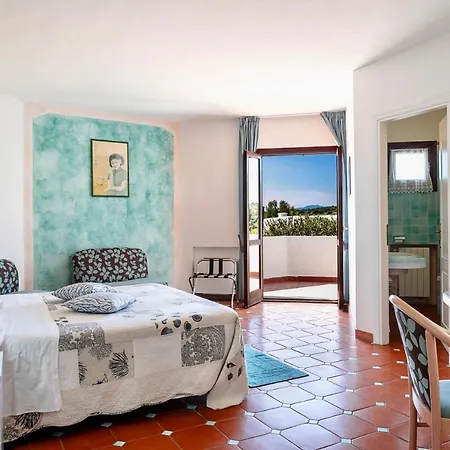 Stefania Boutique By The 4*