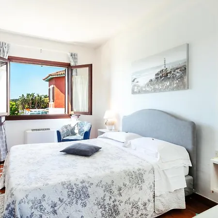Stefania Boutique By The Otel 4*