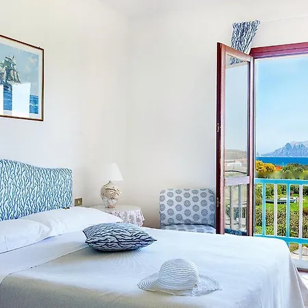 Stefania Boutique By The Готель Ольбія