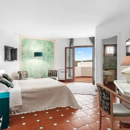 Stefania Boutique By The 4* Olbia