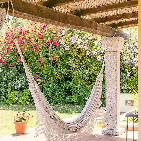 Готель Stefania Boutique By The Ольбія