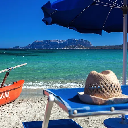 Stefania Boutique By The 4*