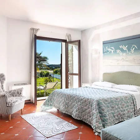 Stefania Boutique By The Готель Ольбія