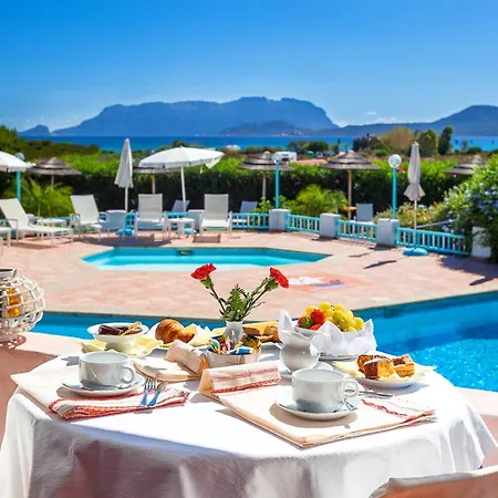 Готель Stefania Boutique By The 4*