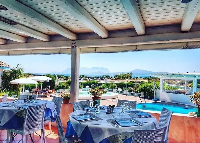 Stefania Boutique By The 4* Olbia