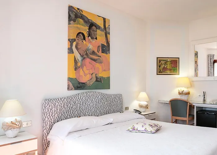 Stefania Boutique By The Hotell Olbia