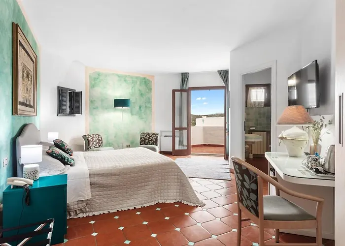 Stefania Boutique By The 4* Olbia